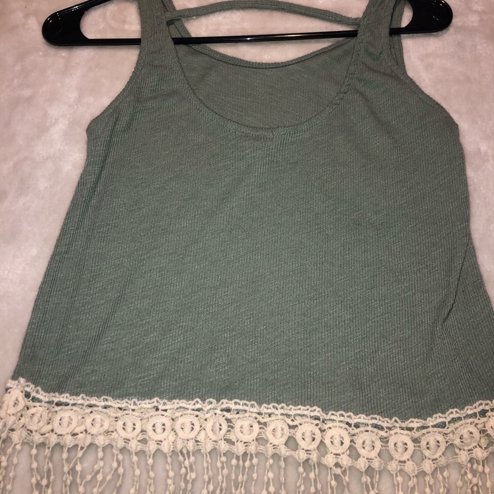 Crop top